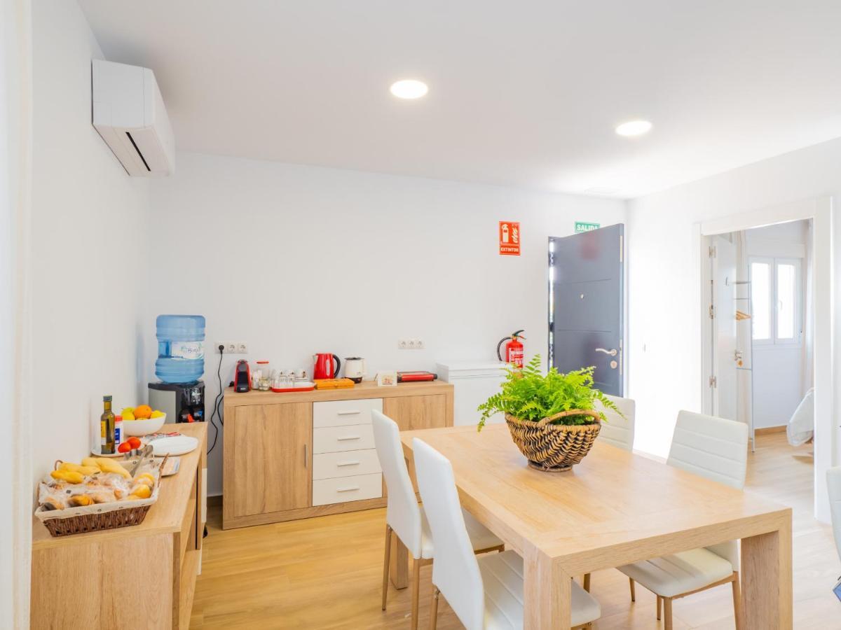 Cubo'S Hostal William'S Sunny 4 With Breakfast Torre de Benagalbon Exterior photo