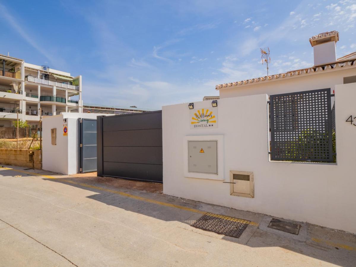 Cubo'S Hostal William'S Sunny 4 With Breakfast Torre de Benagalbon Exterior photo