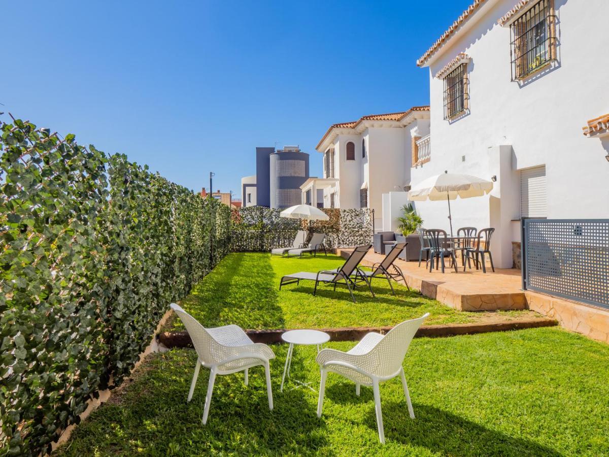 Cubo'S Hostal William'S Sunny 4 With Breakfast Torre de Benagalbon Exterior photo