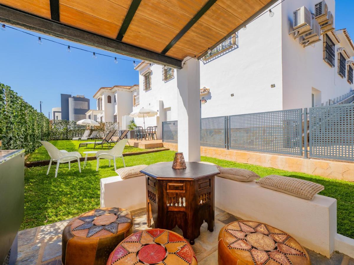 Cubo'S Hostal William'S Sunny 4 With Breakfast Torre de Benagalbon Exterior photo