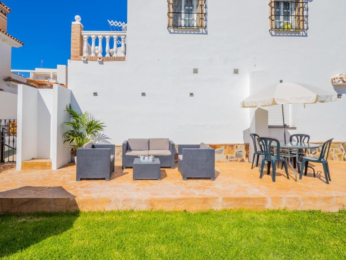Cubo'S Hostal William'S Sunny 4 With Breakfast Torre de Benagalbon Exterior photo