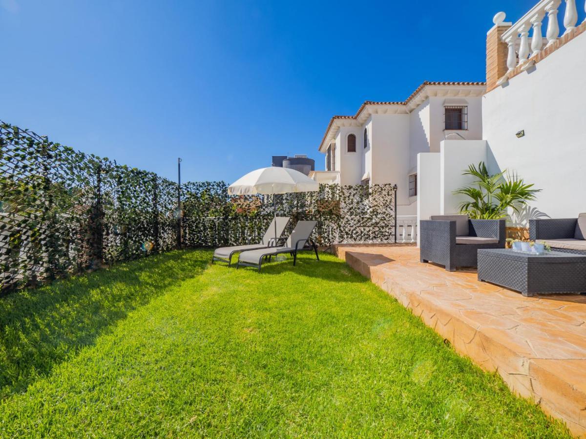 Cubo'S Hostal William'S Sunny 4 With Breakfast Torre de Benagalbon Exterior photo